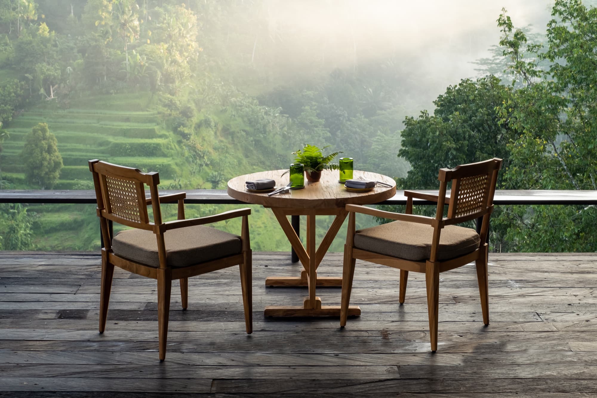 The Botanist Bar — herb-infused cocktails and house-fermented kombucha